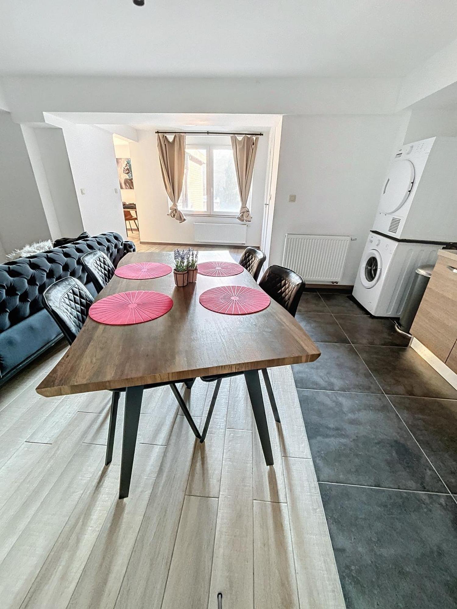 Nomad Apartments - Henin Charleroi Habitación foto